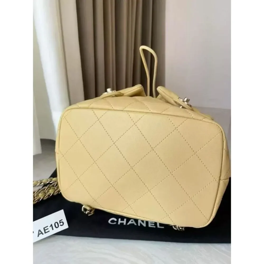 CHANEL brand color